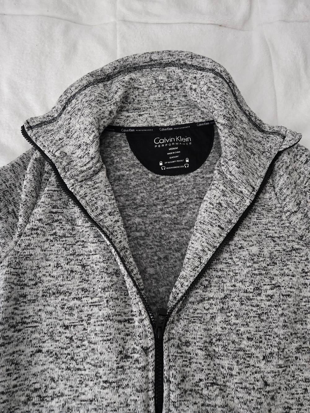 Calvin Klein Performance Women’s Medium Gray Marled Full Zip Fleece Jacket - Picture 3 of 7